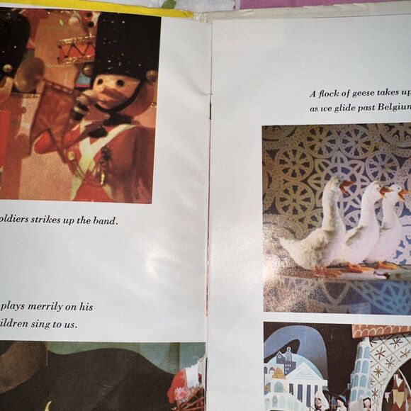 Walt Disney It's A Small World Book & LP Record Disneyland 3925 - Picture 10 of 16